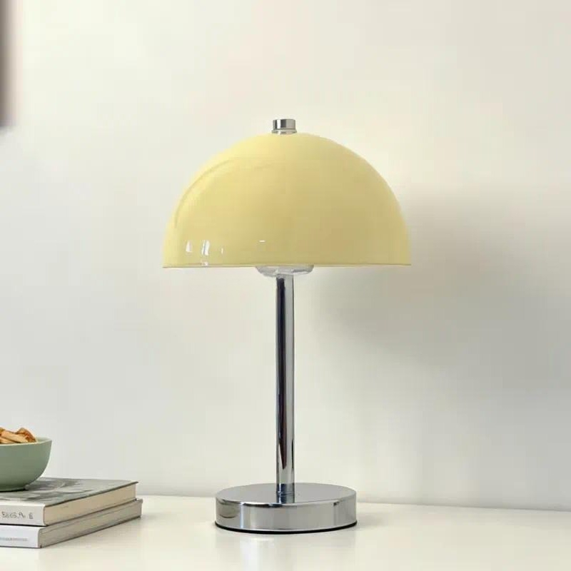 Solar Lamp - Nordycka lampa biurkowa w kształcie grzyba,