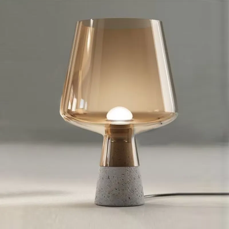Nordycka, minimalistyczna lamp – Solar Lamp recenzja i cena
