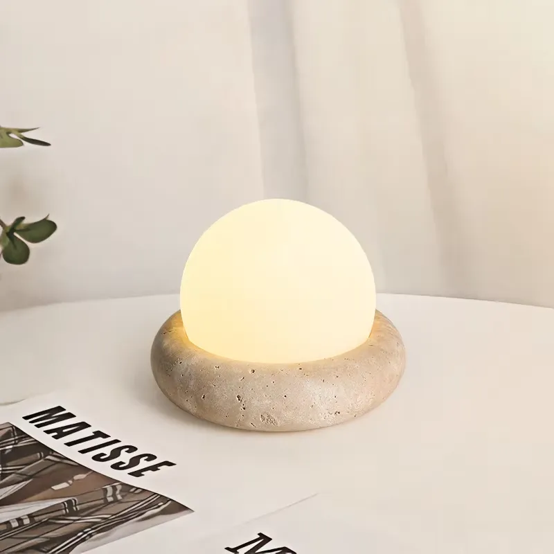 Nowoczesna, ciepłobiała lampa  – Solar Lamp recenzja i cena