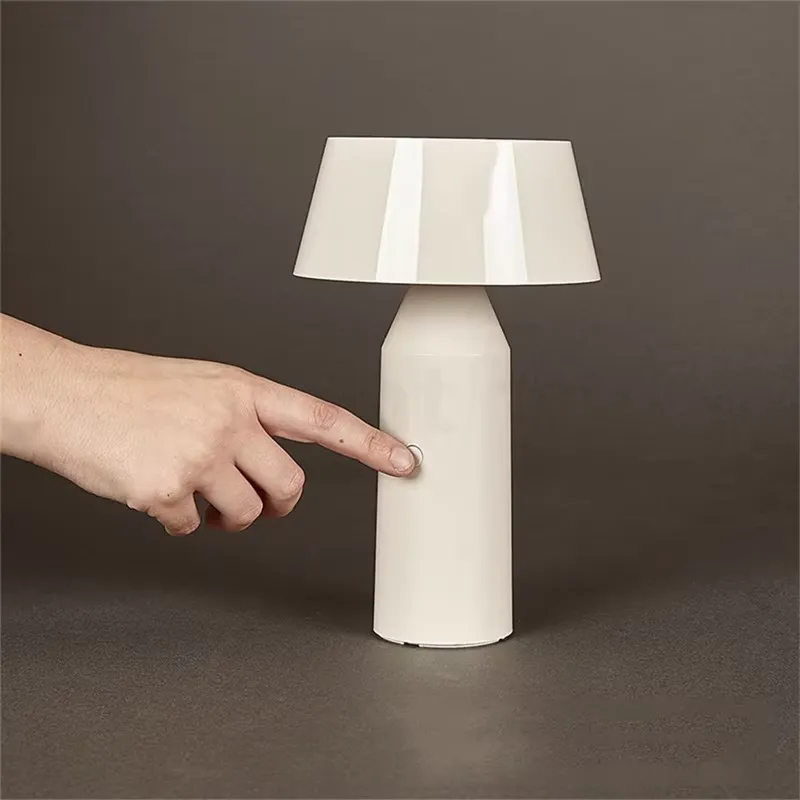 Nowoczesna, designerska lampa  – Solar Lamp recenzja i cena